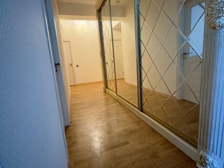 3 otaqlı mənzil, 129 m², Səbail: 337 000 ₼ 4