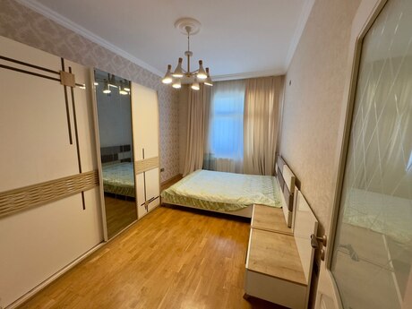 3 otaqlı mənzil, 129 m², Səbail: 337 000 ₼ 3
