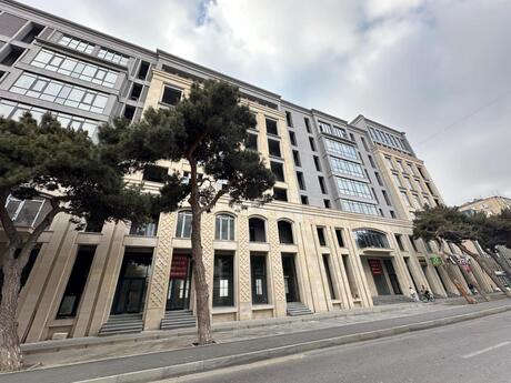 4 otaqlı mənzil, 261 m², Nərimanov: 783 000 ₼ 3