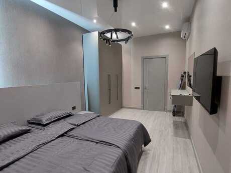 4 otaqlı yeni tikili - Nəsimi r. - 180 m²