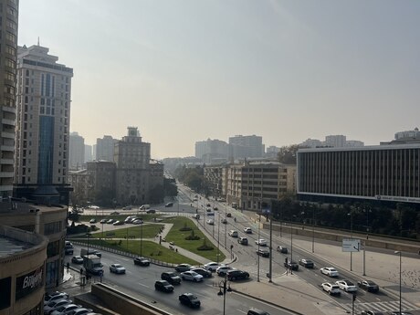 3 otaqlı köhnə tikili - Nizami m. - 100 m²
