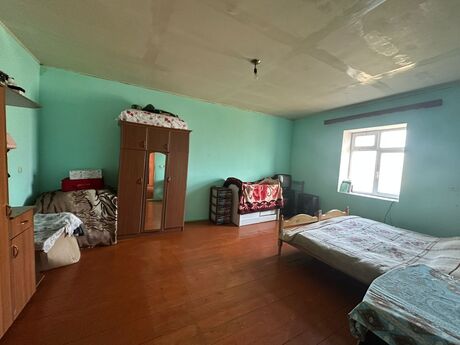 4 otaqlı həyət evi/bağ evi - Səngəçal q. - 130 m²