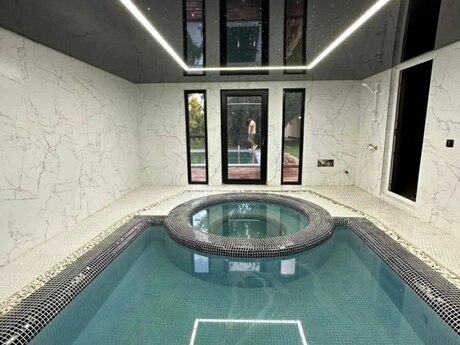 4 otaqlı həyət evi/bağ evi - Mərdəkan q. - 220 m²