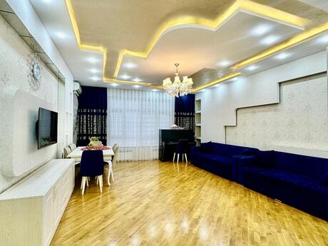 3-комн. новостройка - м. 8 ноября - 127 м²
