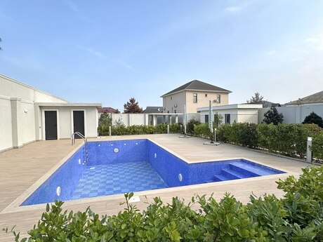 6 otaqlı həyət evi/bağ evi - Buzovna q. - 350 m²