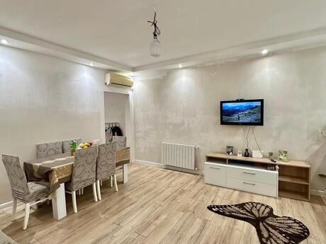 4 otaqlı həyət evi/bağ evi - 20-ci sahə q. - 122 m²