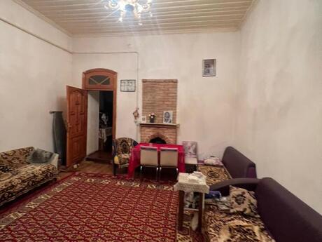 4 otaqlı köhnə tikili - 28 May m. - 90 m²