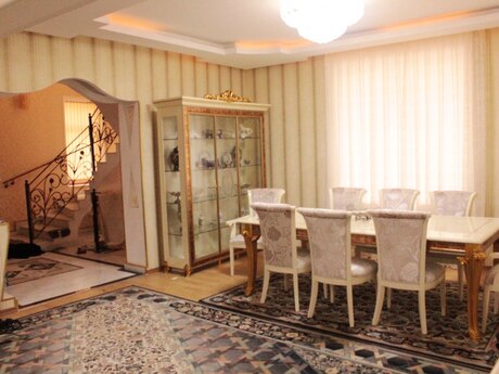 8 otaqlı ofis - Nərimanov r. - 700 m²