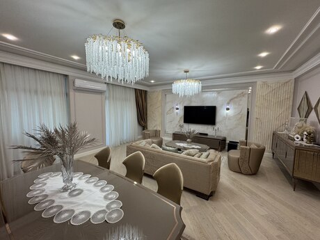 4 otaqlı yeni tikili - Şah İsmayıl Xətai m. - 270 m²