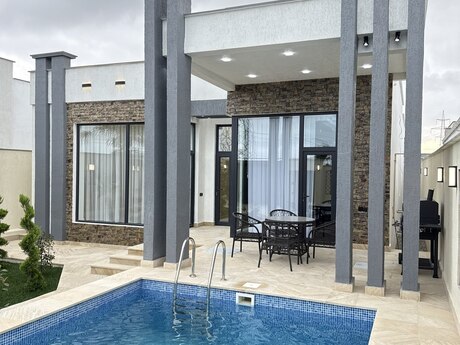 4 otaqlı həyət evi/bağ evi - Şüvəlan q. - 160 m²