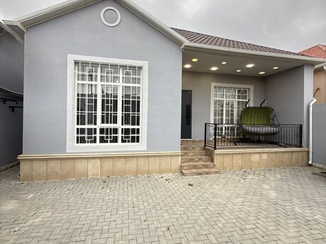 4 otaqlı həyət evi/bağ evi - Şağan q. - 130 m²