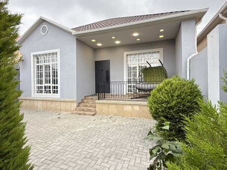 4 otaqlı həyət evi/bağ evi - Şağan q. - 130 m²