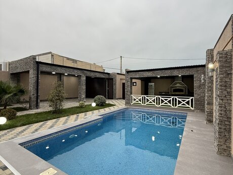 4 otaqlı həyət evi/bağ evi - Mərdəkan q. - 160 m²