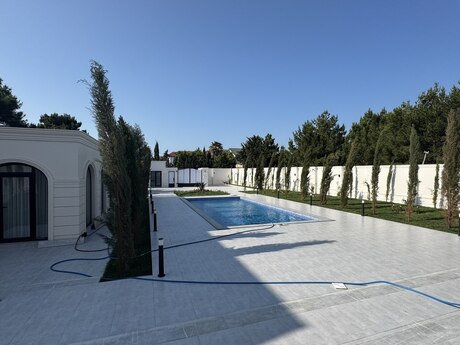 6 otaqlı həyət evi/bağ evi - Mərdəkan q. - 350 m²