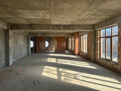 7 otaqlı yeni tikili - Şah İsmayıl Xətai m. - 1300 m²