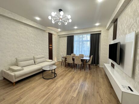 3 otaqlı yeni tikili - Ağ şəhər q. - 140 m²