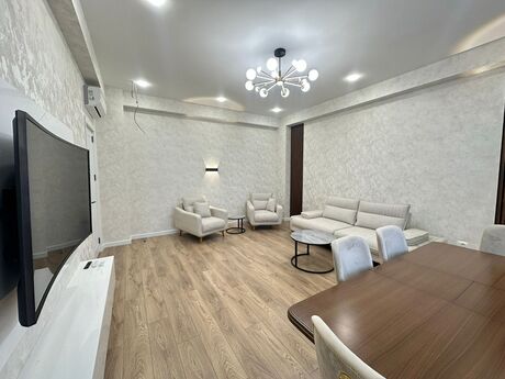 3 otaqlı yeni tikili - Ağ şəhər q. - 140 m²
