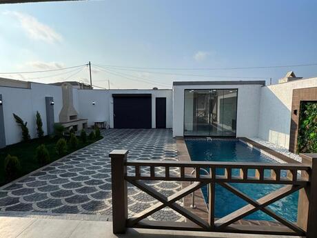 4 otaqlı həyət evi/bağ evi - Şüvəlan q. - 160 m²