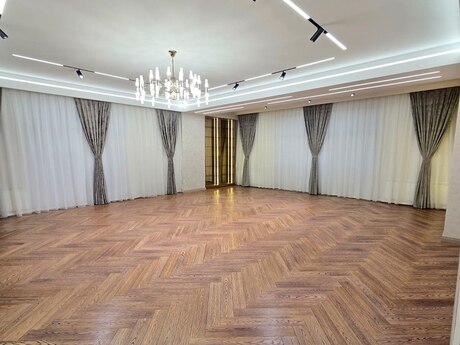 4 otaqlı yeni tikili - 28 May m. - 195 m²
