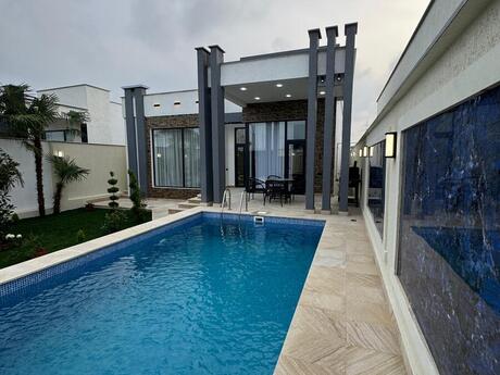 4 otaqlı həyət evi/bağ evi - Şüvəlan q. - 160 m²