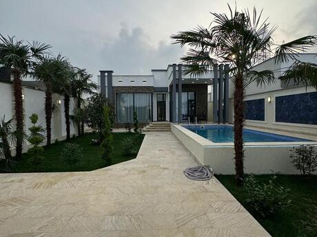 4 otaqlı həyət evi/bağ evi - Şüvəlan q. - 160 m²