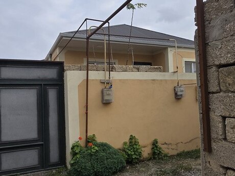 4 otaqlı həyət evi/bağ evi - Binə q. - 100 m²
