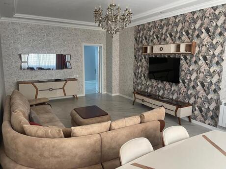 3 otaqlı yeni tikili - Nəsimi r. - 160 m²
