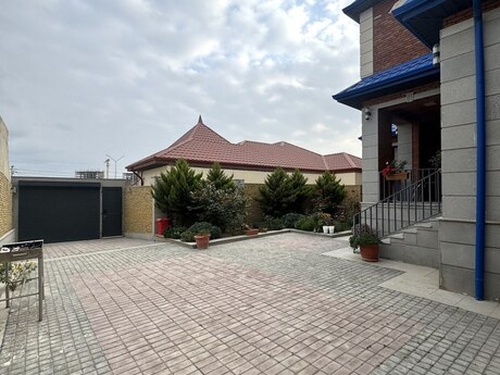 4 otaqlı həyət evi/bağ evi - Zığ q. - 160 m²
