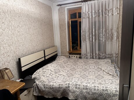 3 otaqlı köhnə tikili - Əhmədli m. - 70 m²