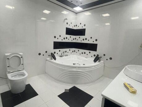 3 otaqlı yeni tikili - 8 Noyabr m. - 148 m²