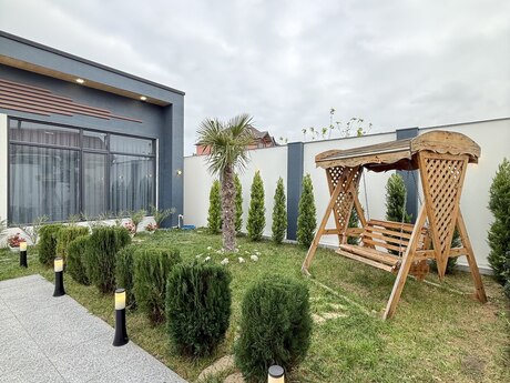 4 otaqlı həyət evi/bağ evi - Mərdəkan q. - 150 m²