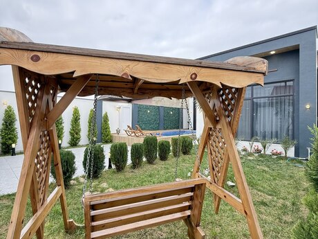 4 otaqlı həyət evi/bağ evi - Mərdəkan q. - 150 m²
