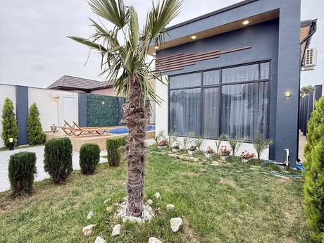 4 otaqlı həyət evi/bağ evi - Mərdəkan q. - 150 m²