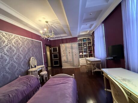 4-room apartment, 188 m², 28 May: 860 000 ₼ 4
