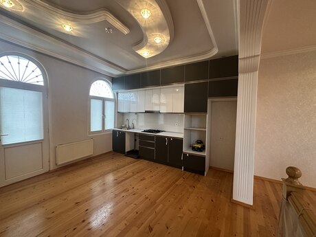 6-комн. дом/дача - м. Ахмедлы - 239 м²