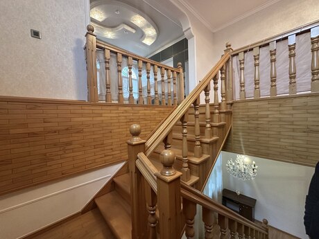 Elan №5699409 - Bakı, Əhmədli m., 6 otaqlı, 239 m²