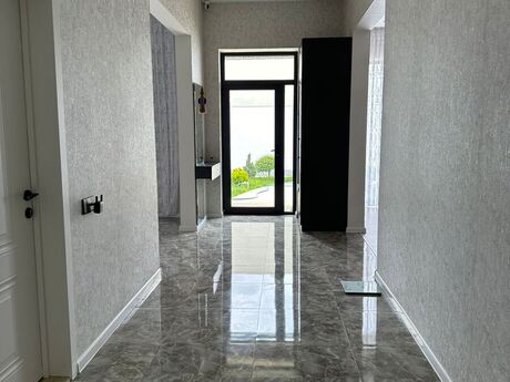 4 otaqlı həyət evi/bağ evi - Mərdəkan q. - 160 m²