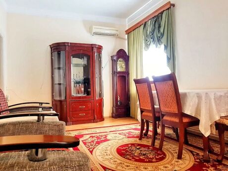 1 otaqlı köhnə tikili - Elmlər Akademiyası m. - 42 m²