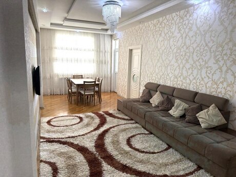 Объявление №5699977 - Баку, м. Насими, 4-комн., 115 м², 5/13 этаж