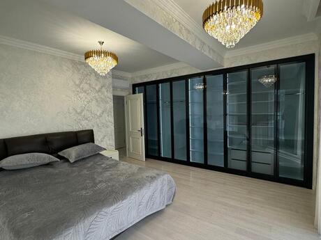 4 otaqlı yeni tikili - Bayıl q. - 160 m²