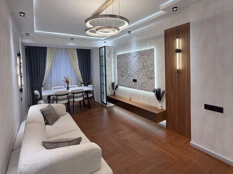Elan №5700504 - Bakı, Memar Əcəmi m., 2 otaqlı, 55 m², 2/5 mərtəbə