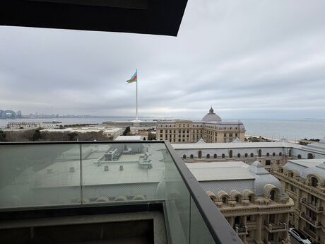 4-комн. новостройка - Сабаильский р. - 182.5 м²