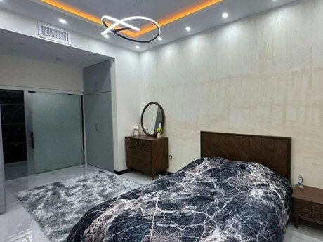 4 otaqlı həyət evi/bağ evi - Mərdəkan q. - 180 m²