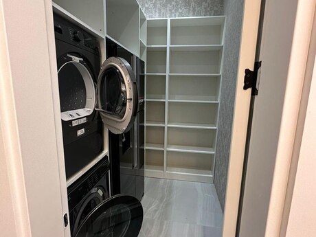 4 otaqlı həyət evi/bağ evi - Mərdəkan q. - 180 m²