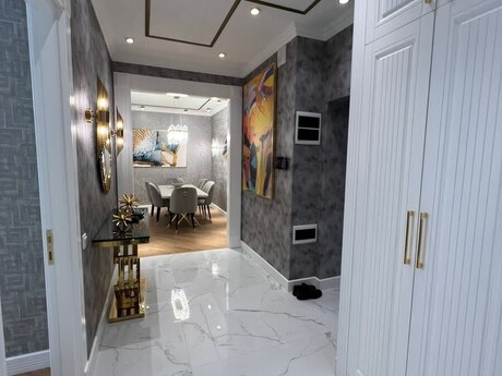2 otaqlı yeni tikili - 8 Noyabr m. - 100 m²
