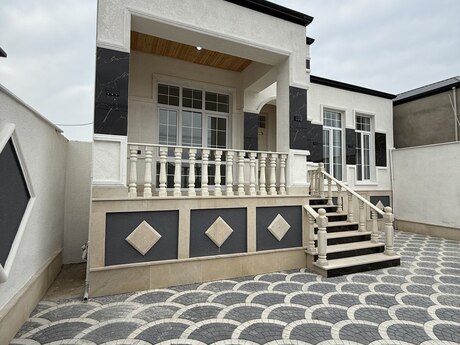 4 otaqlı həyət evi/bağ evi - Savalan q. - 130 m²