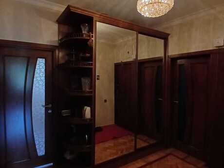 4 otaqlı köhnə tikili - Azadlıq Prospekti m. - 100 m²