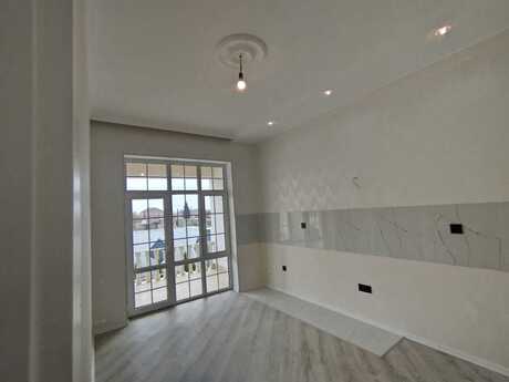 4 otaqlı həyət evi/bağ evi - Savalan q. - 130 m²