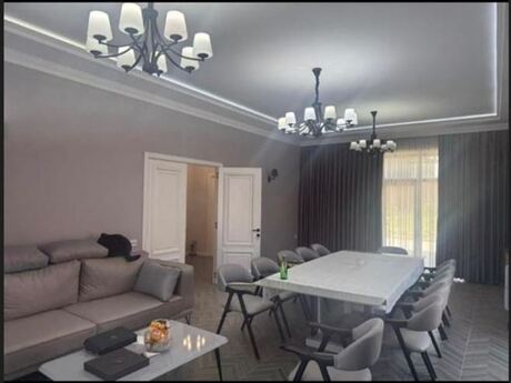 7 otaqlı həyət evi/bağ evi - Fatmayı q. - 380 m²
