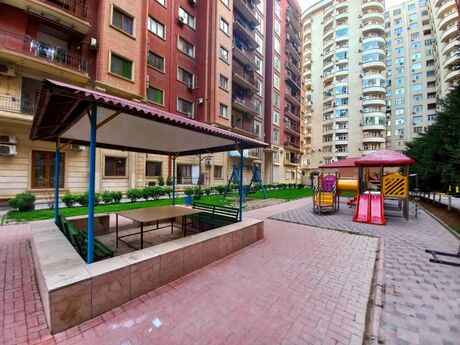 4 otaqlı yeni tikili - Gənclik m. - 190 m²